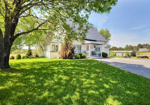 House for sale - 81 Rue Principale, Saint-Modeste, G0L 3W0