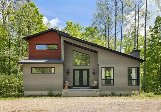 House for sale - 1702 Ch. du Poisson-Blanc, Val-des-Monts, J8N 0B6