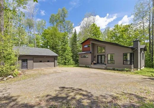 House for sale - 1702 Ch. du Poisson-Blanc, Val-des-Monts, J8N 0B6