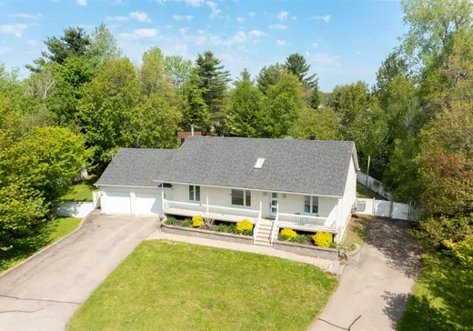 Bungalow à vendre - 3285 Rue Moise-Proulx, Terrebonne, J6Y1A5