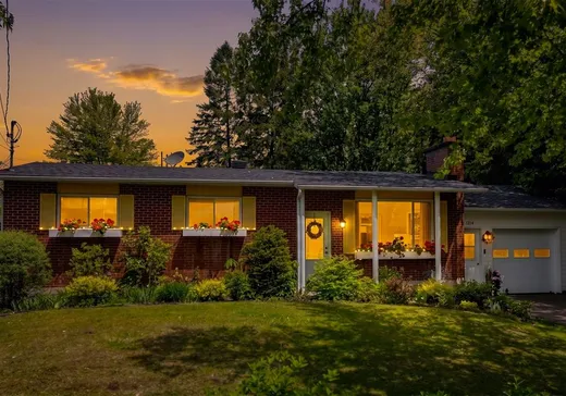 Maison à vendre - 1214 Boul. Base-de-Roc, Saint-Charles-Borromée, J6E 7T7