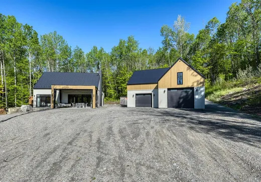Maison à vendre - 12725 Ch. du Lac-Kiamika, Rivière-Rouge, J0T 1T0