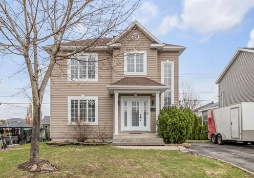 House for sale - 13668 Rue Van Gogh, Saint-Emile, G3E 0B9