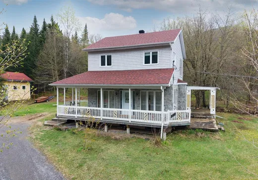 Maison à vendre - 364 Rue St-Louis, Sainte-Brigitte-de-Laval, G0A 3K0