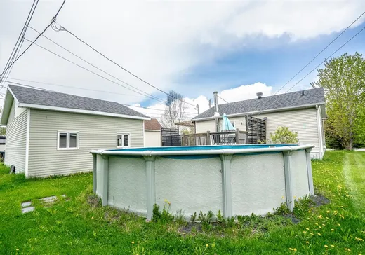Maison à vendre - 1128 Rue des Hérons-Bleus, Dégelis, G5T 2H2