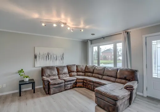 Maison à vendre - 1128 Rue des Hérons-Bleus, Dégelis, G5T 2H2