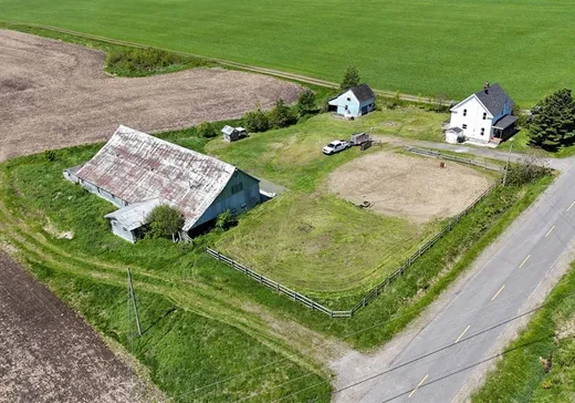 Fermette à vendre - 662 6e Rang, Saint-Félix-de-Kingsey, J0B2T0