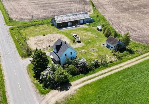 Fermette à vendre - 662 6e Rang, Saint-Félix-de-Kingsey, J0B 2T0