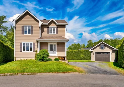 Maison à étages à vendre - 2225 Rue Chapdelaine, Fleurimont, J1E0C1