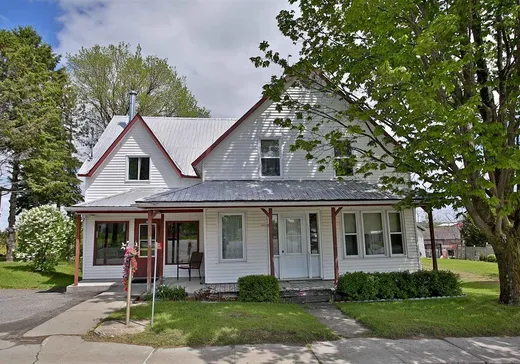 Maison à vendre - 785 Rue Principale, Saint-Herménégilde, J0B 2W0