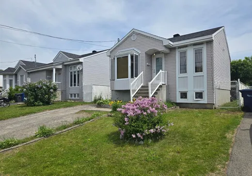 House for sale - 1031 31e Avenue, Laval (Fabreville), H7R 4P2