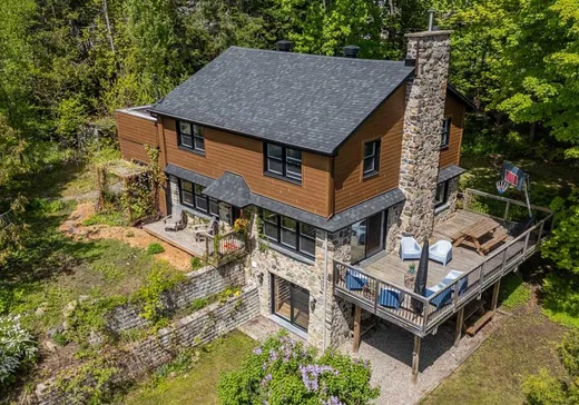 Maison à étages à vendre - 1559 Rue du Skieur, Sainte-Adèle, J8B2Y9
