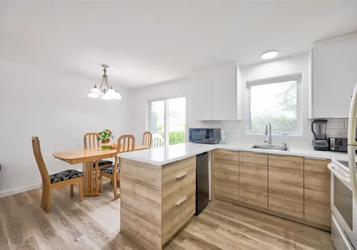 Maison à vendre - 1089-1089A 24e Avenue, Saint-Jérôme, J7Z 3J1