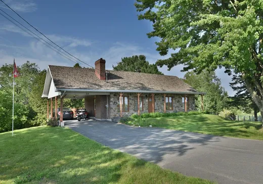Bungalow for sale - 314 Route 161, Saint-Valère, G0P1M0