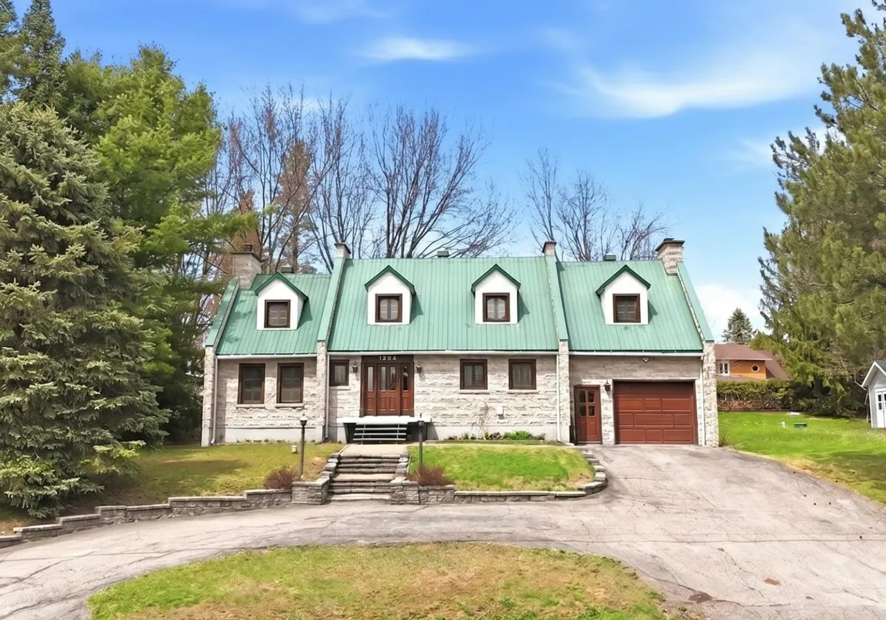1004 Rue des Patriarches — photo 1