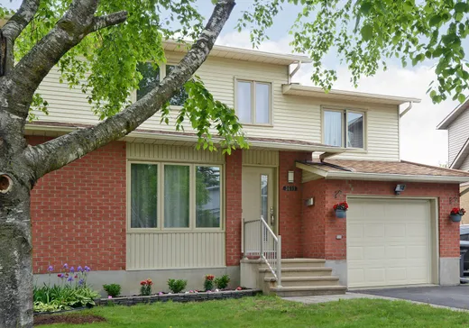 Maison à vendre - 3699 Rue Orléans, Brossard, J4Y 2M1