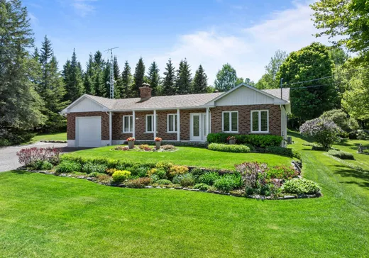 Two or more stories for sale - 680 Route Louis-Cyr, St-Jean-De-Matha, J0K2S0