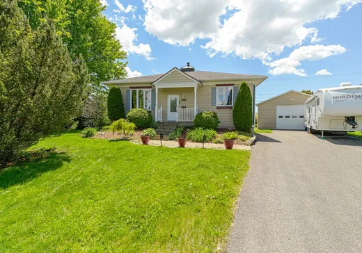 Two or more stories for sale - 3365 Crois. de la Fabrique, Saint-Jean-Baptiste, J0L2B0