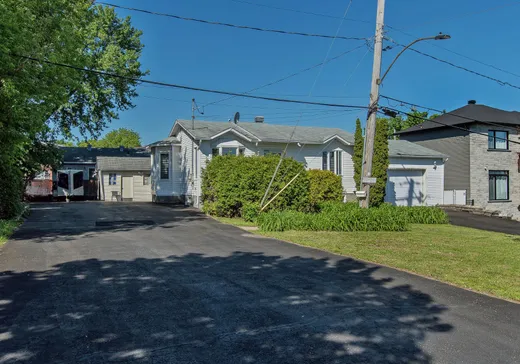 Maison à vendre - 12420 Boul. Marien, Montréal (Centreville), H1C 1L9