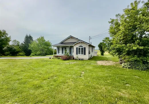 Maison à vendre - 213 Route du Canton, Brownsburg-Chatham, J8G 1R5