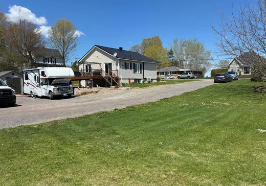 Maison à vendre - 213 Route du Canton, Brownsburg-Chatham, J8G 1R5
