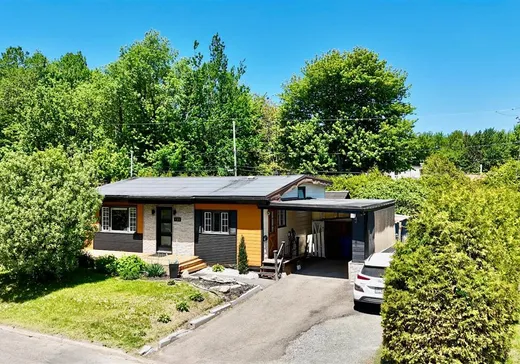 Bungalow à vendre - 133 Boul. Richelieu, Lachute, J8H2S3
