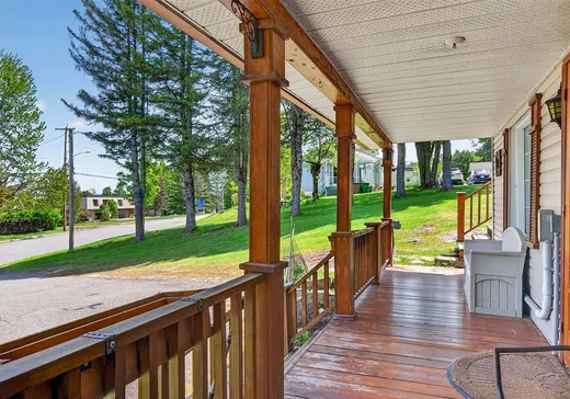 Maison à vendre - 147 Rue Labelle S., Rivière-Rouge, J0T 1T0
