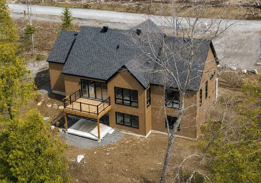 Maison à vendre - 2070 Rue Jackrabbit, Sainte-Adèle, J8B 0L7