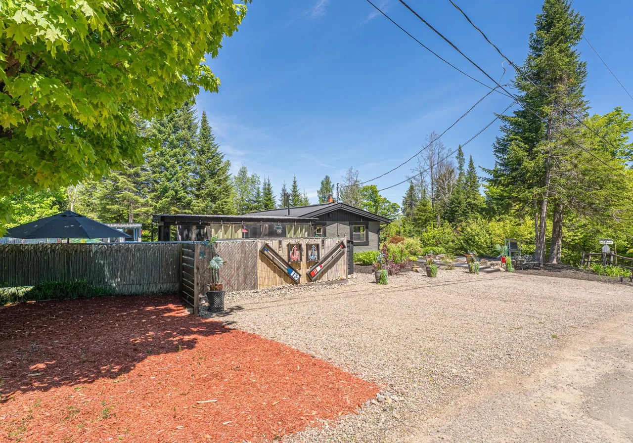 136 1re Avenue — photo 3