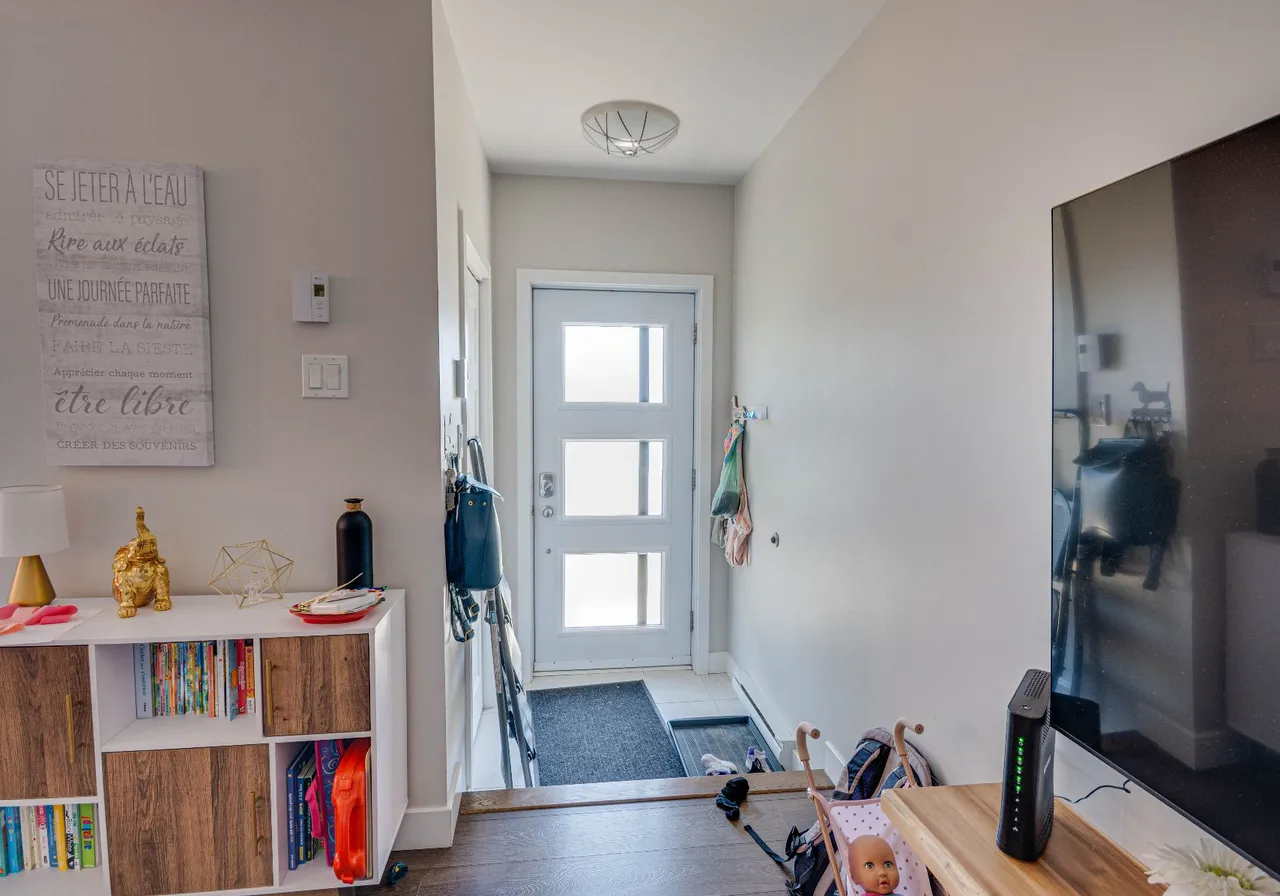 4093 Boul. Hébert — photo 3