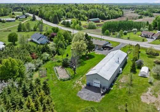 Maison à vendre - 3620 Ch. du Lac, Saint-Norbert, J0K 3C0