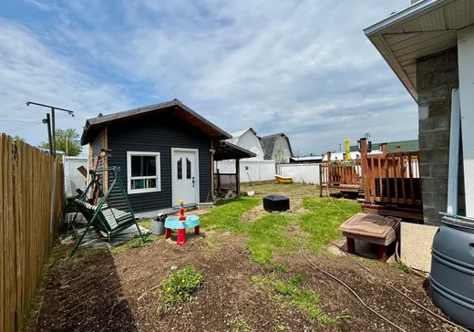 Maison à vendre - 319 Rue Élisabeth, La Tuque, G9X 2A8
