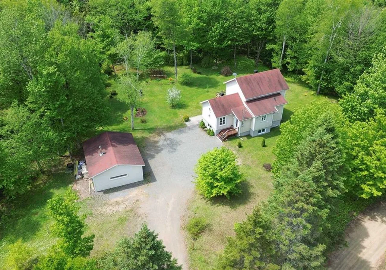 520 Ch. de la Petite-Mékinac N. — photo 1