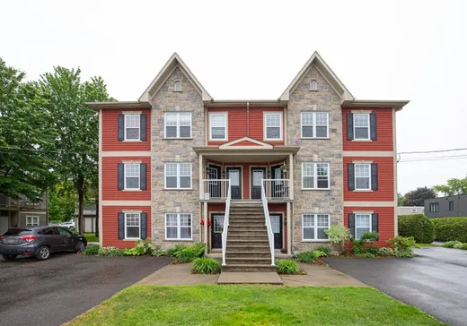 Condo à vendre - 1328 Rue Racine, Farnham, J2N0C1