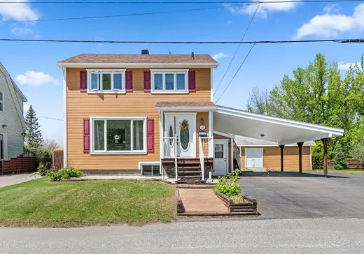 House for sale - 506 Rue St-Lionel, Maniwaki, J9E 1M6