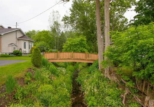 Maison à vendre - 31 Rue St-Joseph, Bedford, J0J 1A0