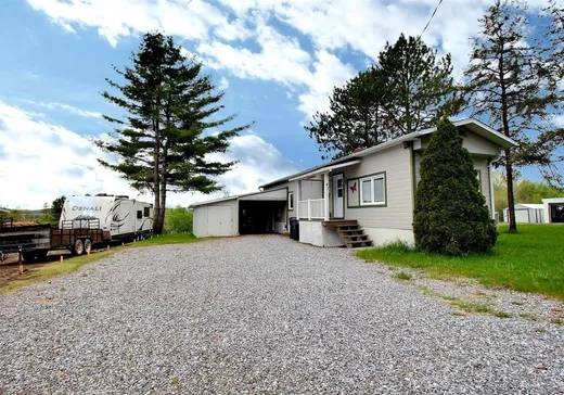 Loft for sale - 47 Rue des Peupliers O., Témiscouata-sur-le-Lac, G0L 2B0