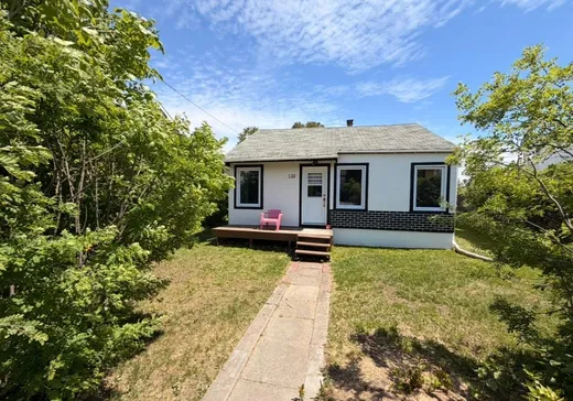 Bungalow à vendre - 139 Rue Saguenay, Rouyn-Noranda, J9X1V8