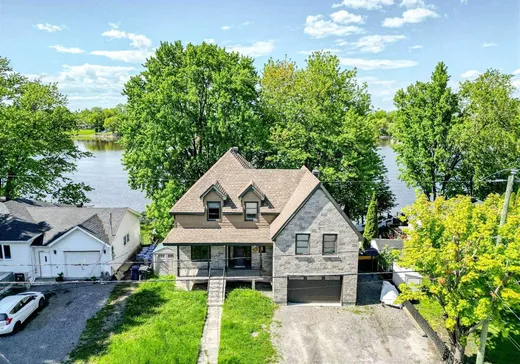 House for sale - 11 Rue Île-Mathieu, Laval (Laval-sur-le-lac), H7A 4C1