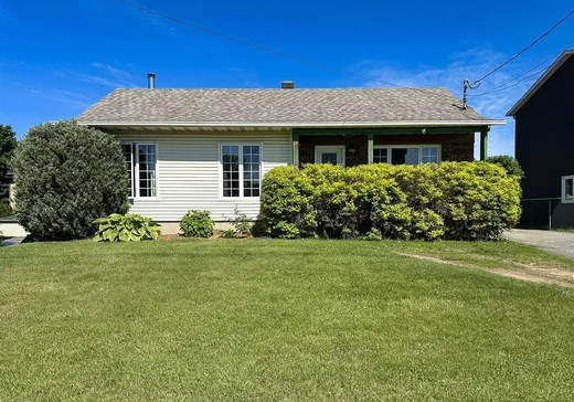Bungalow à vendre - 2079 Rue Savoie, Plessisville, G6L3K9
