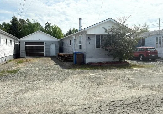 Maison mobile à vendre - 5 Rue Guy, Rouyn-Noranda, J9Y1A6