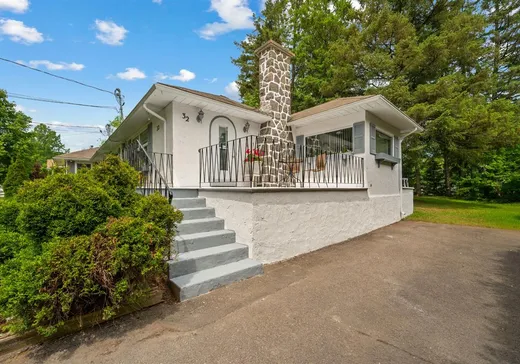 Maison à vendre - 32 Av. Pagé, Saint-Sauveur, J0R 1R5