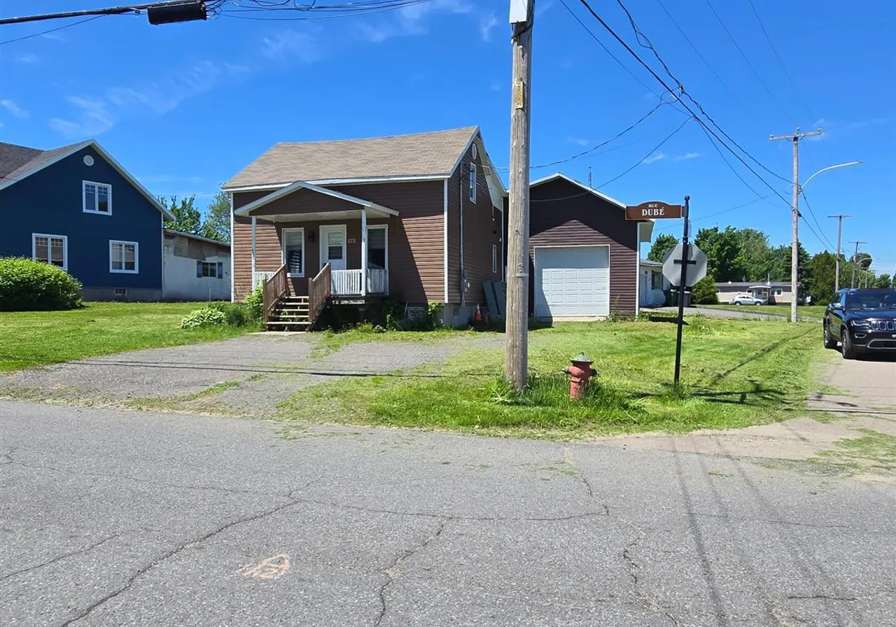 171 Rue Dubé — photo 3