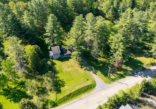 Maison à étages à vendre - 24 Ch. Laprise, Magog, J0B2C0
