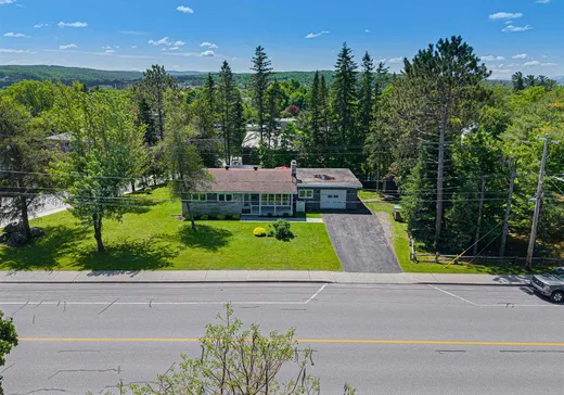 Maison à vendre - 370 Rue Bowen, Magog, J1X 1C6