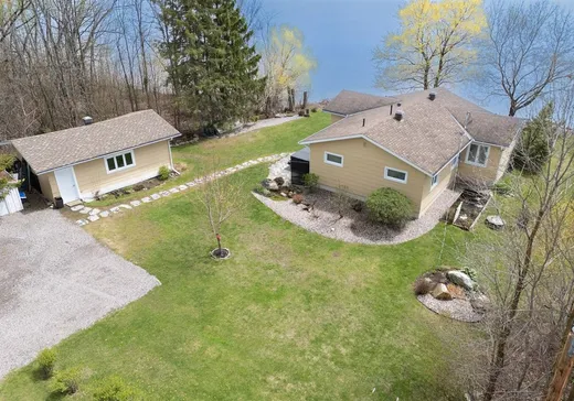 Maison à vendre - 687 Ch. du Saphir, Quyon, J0X 2V0