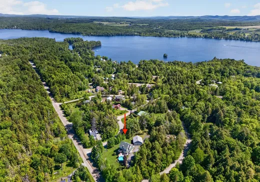 Maison à vendre - 245 Rue Chouinard, Magog, J1X 0M9
