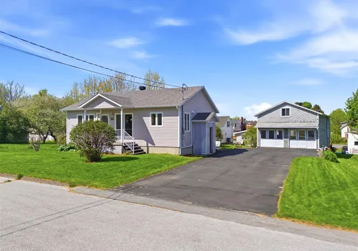 Bungalow à vendre - 525 Rue Monfette, Val des Sources, J1T3R2