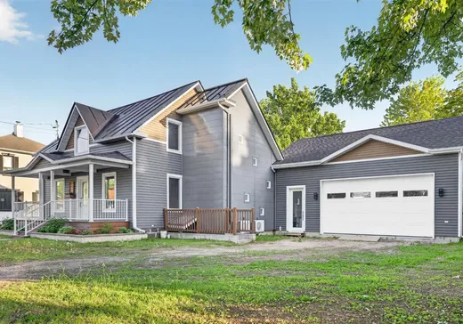Maison à vendre - 729 Boul. des Bois-Francs S., Victoriaville, G6P 5W3