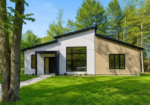 Bungalow à vendre - 604 Av. du Président, Stukely, J0E2J0